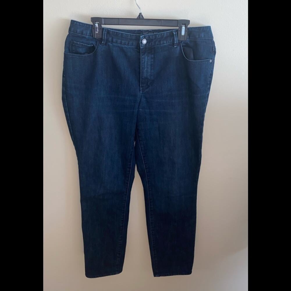 COLDWATER CREEK WOMENS “NATURAL FIT” SLIM LEG JEAN SIZE 14 MINT